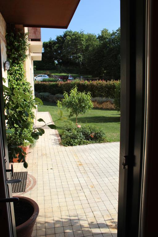 La Casetta Del Tiglio Bed and Breakfast Arcugnano Habitación foto